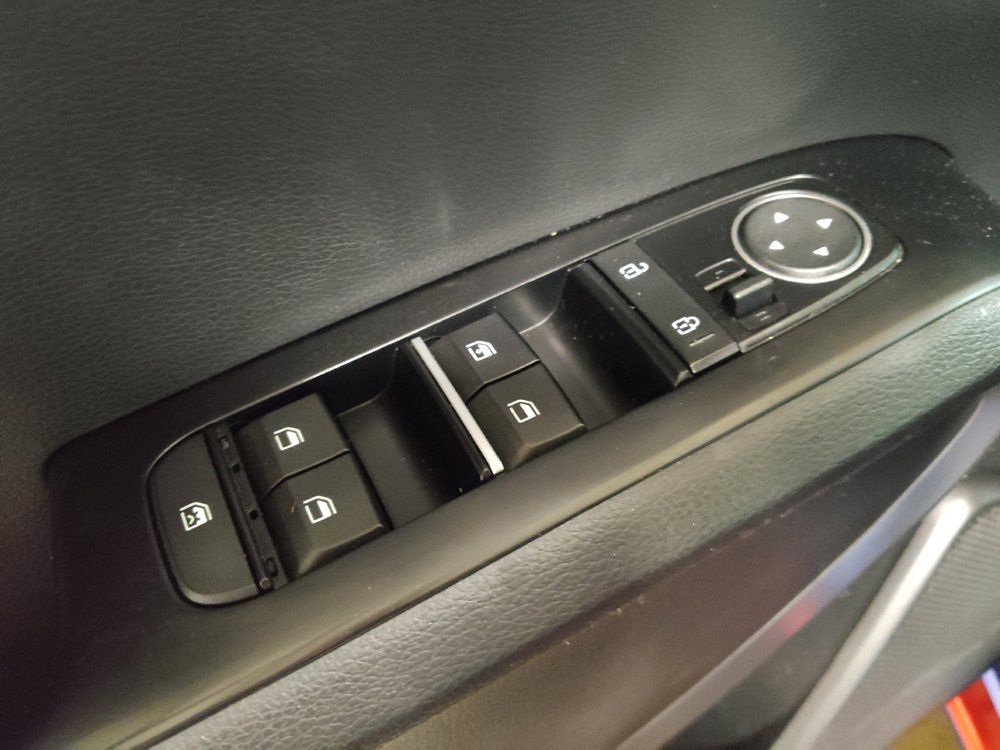 Used 2020 Kia Soul GT-Line w/ GT 2.0L Power Sunroof Package FWD image 27