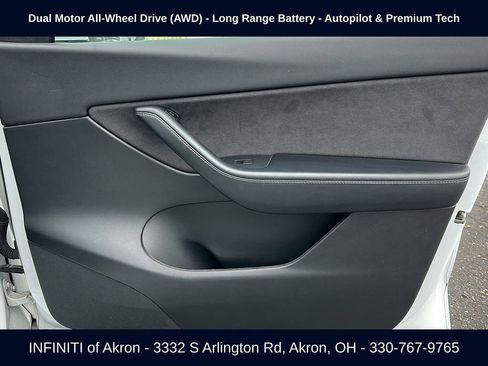 Used 2022 Tesla Model Y Long Range image 20