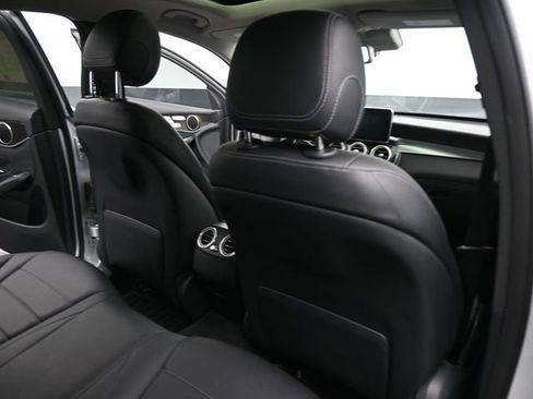 Used 2017 Mercedes-Benz GLC 300 4MATIC Coupe image 27