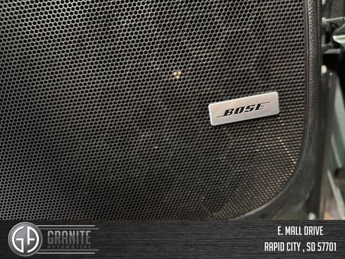 Used 2023 Buick Enclave Avenir w/ Avenir Technology Package image 31