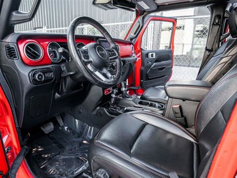 Used 2021 Jeep Wrangler Unlimited Rubicon w/ Uconnect 4C Nav & Sound Group AWD/4WD image 16