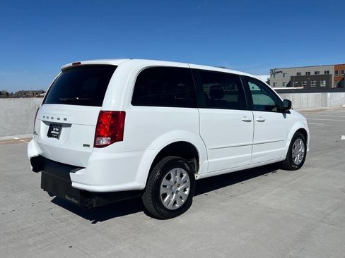 Used 2015 Dodge Grand Caravan SE w/ Quick Order Package 29E SE image 7