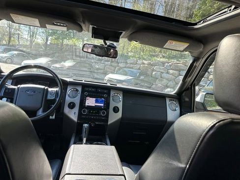 Used 2012 Ford Expedition Limited AWD/4WD image 21