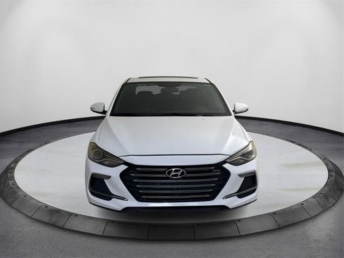 Used 2018 Hyundai Elantra Sport image 2