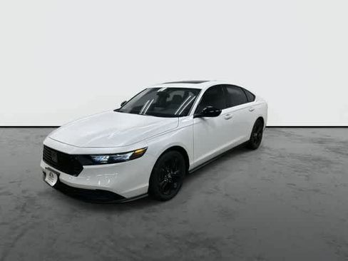 Certified 2025 Honda Accord SE image 8