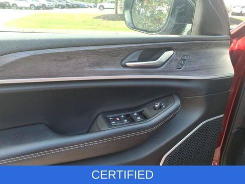 Certified 2021 Jeep Grand Cherokee L Limited AWD/4WD image 9