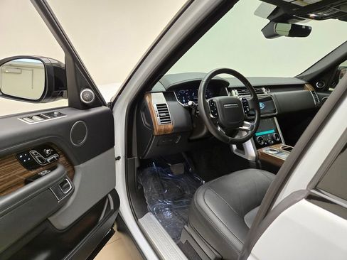 Used 2018 Land Rover Range Rover HSE AWD/4WD image 16