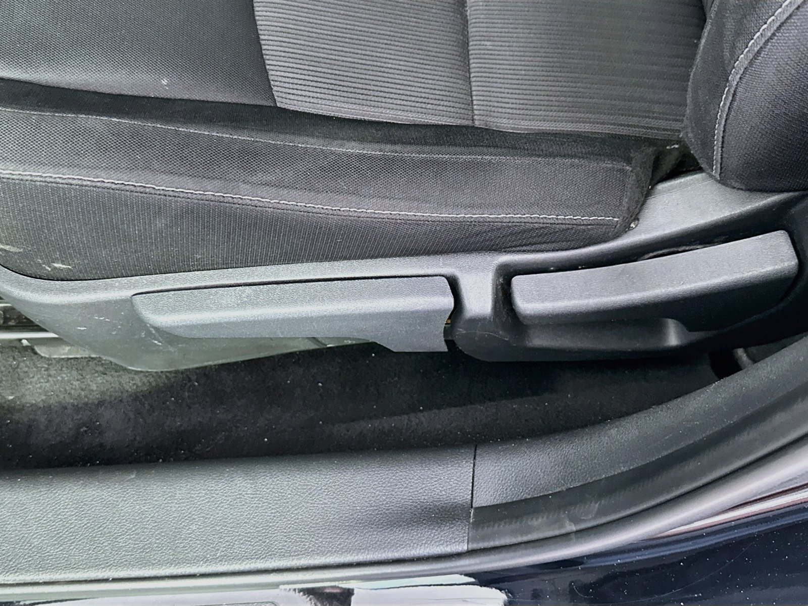 Used 2021 Nissan Sentra SV FWD image 17