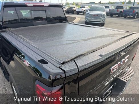 Used 2021 GMC Sierra 1500 SLT AWD/4WD image 30