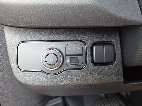 New 2026 Mercedes-Benz Sprinter 2500 image 21