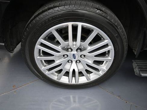 Certified 2024 Ford Expedition Limited RWD image 25