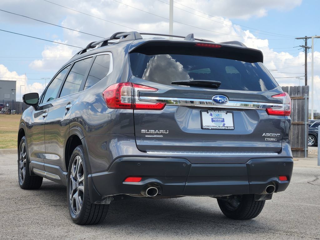Used 2025 Subaru Ascent Touring AWD/4WD image 4