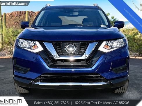 Used 2019 Nissan Rogue SV image 3
