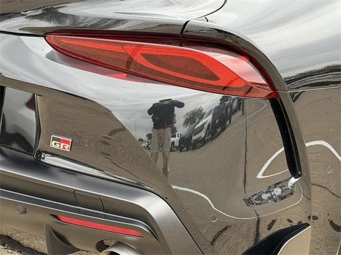 Used 2023 Toyota Supra Premium image 7