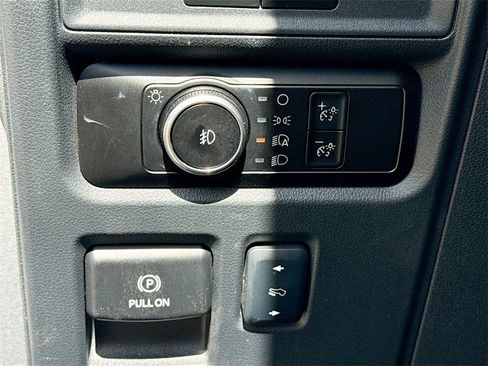 Used 2024 Ford Expedition Max Limited image 11