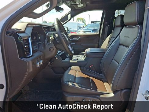 Used 2024 GMC Sierra 1500 Denali w/ Technology Package AWD/4WD image 14
