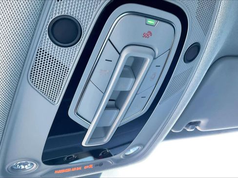 Used 2023 Audi Q5 2.0T Premium w/ Convenience Package image 32