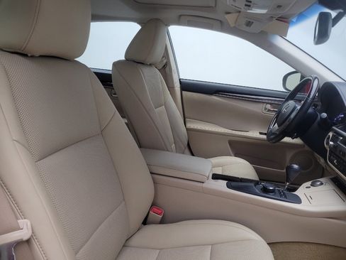 Used 2015 Lexus ES 350 w/ Premium Package image 21