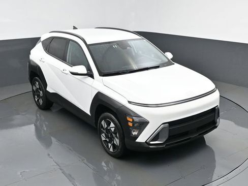 Used 2025 Hyundai Kona SEL image 18