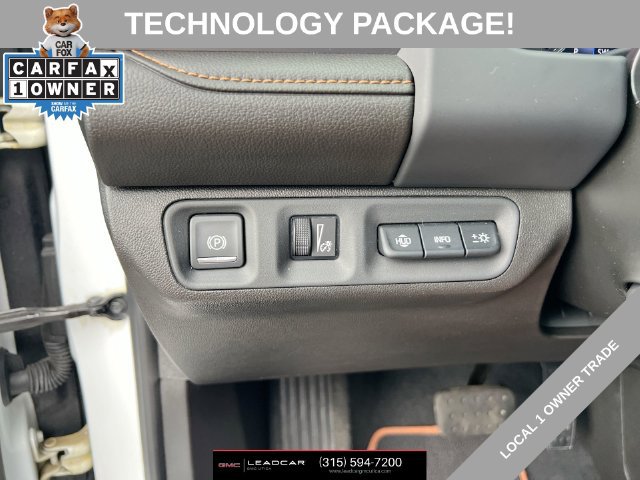 Used 2023 GMC Acadia AT4 w/ Technology Package AWD/4WD image 18