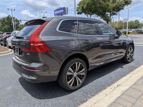 Used 2022 Volvo XC60 B5 Inscription w/ Advanced Package FWD image 6