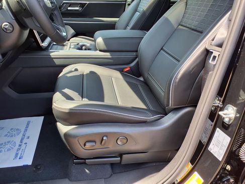 New 2025 GMC Sierra EV Denali image 14