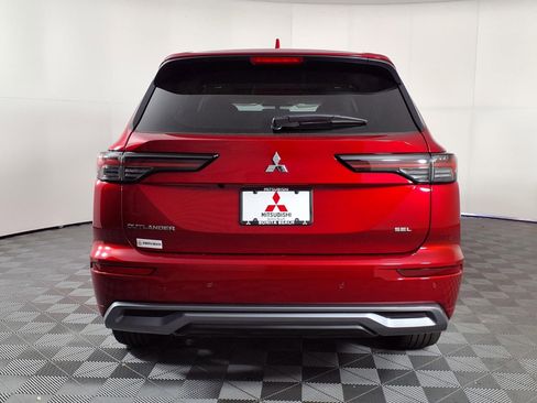 New 2026 Mitsubishi Outlander SEL FWD image 6