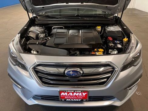 Used 2018 Subaru Legacy 3.6R Limited AWD/4WD image 9