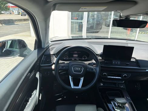 Used 2023 Audi Q5 e Premium Plus w/ Premium Plus Package AWD/4WD image 14