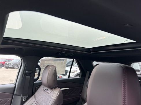 New 2026 Ford Explorer Platinum w/ LUX Leather Package image 22