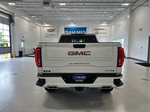Used 2025 GMC Sierra 1500 AT4 w/ AT4 Premium Package AWD/4WD image 6