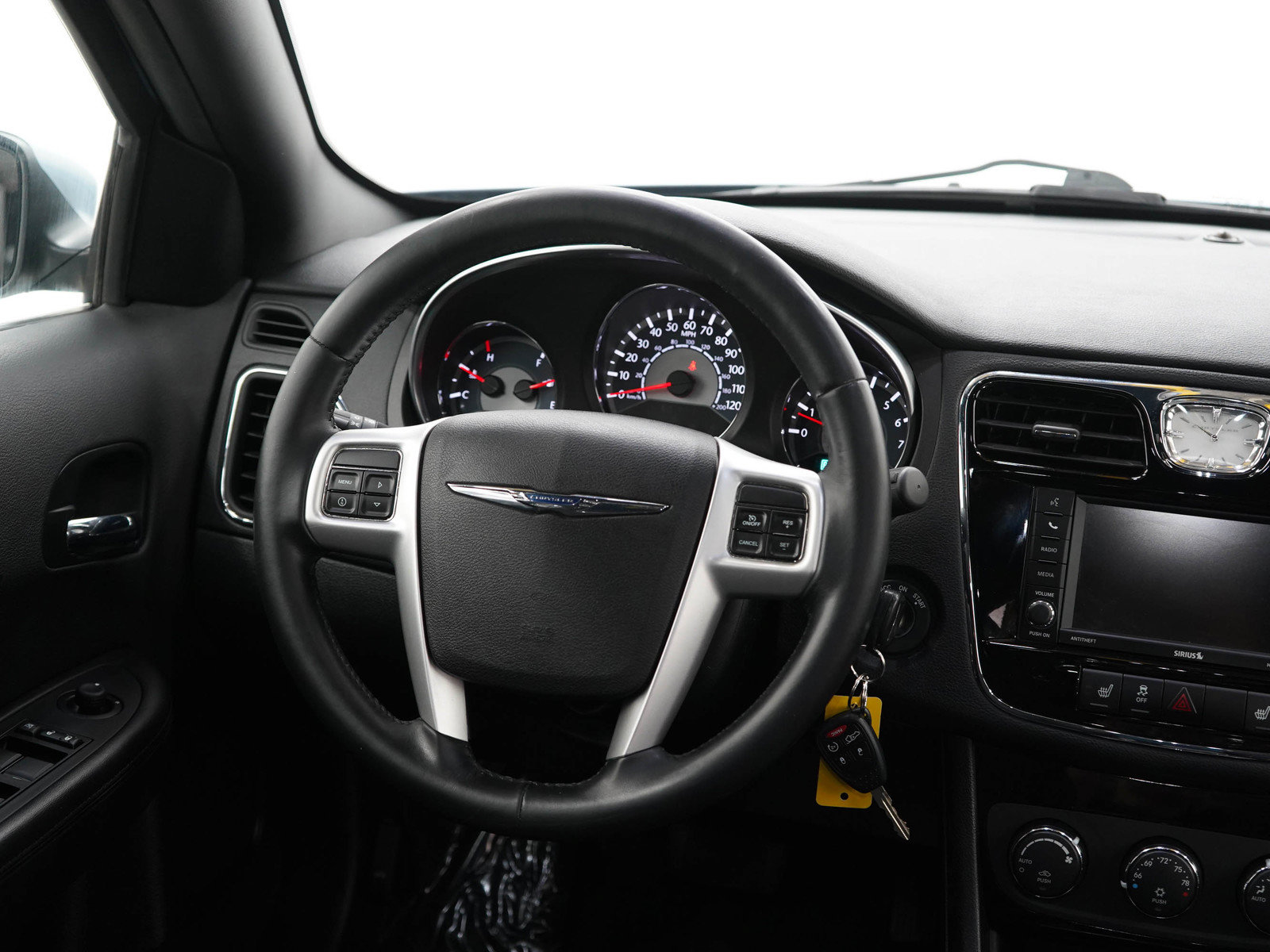 Used 2012 Chrysler 200 Touring w/ Cold Weather Group FWD image 13