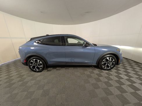 New 2025 Ford F150 XLT w/ Equipment Group 303A High image 33