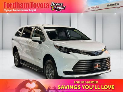 Used 2026 Toyota Sienna LE