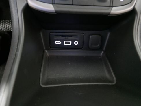 Used 2022 GMC Terrain AT4 w/ Infotainment Package II AWD/4WD image 32