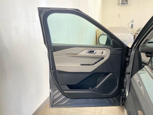 New 2026 Ford Explorer Active image 20