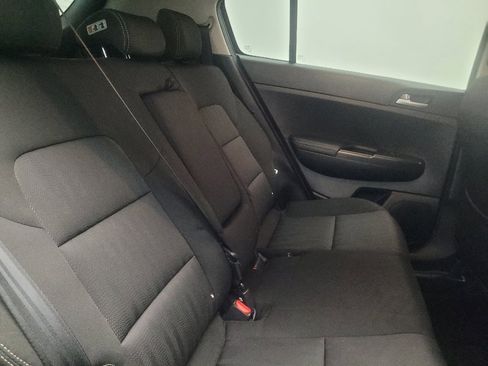 Used 2017 Kia Sportage LX FWD image 19