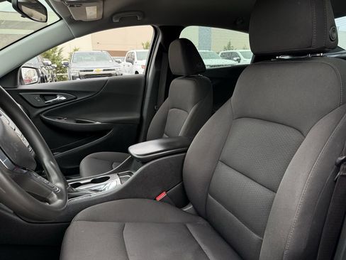 Used 2018 Chevrolet Malibu LS image 21
