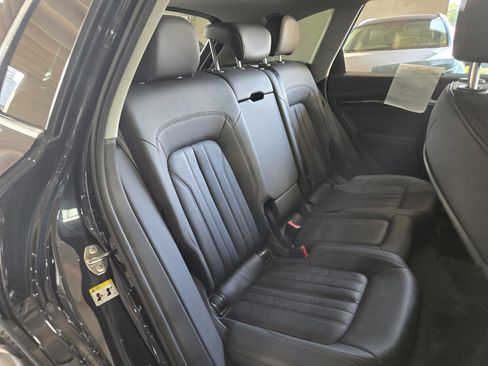 Used 2019 Audi Q5 2.0T Premium Plus w/ Premium Plus Package AWD/4WD image 29