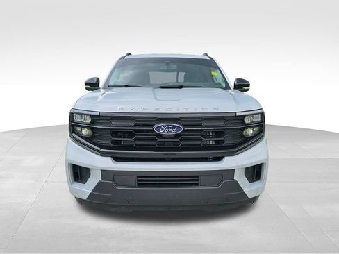 Used 2026 Ford Expedition Active AWD/4WD image 10