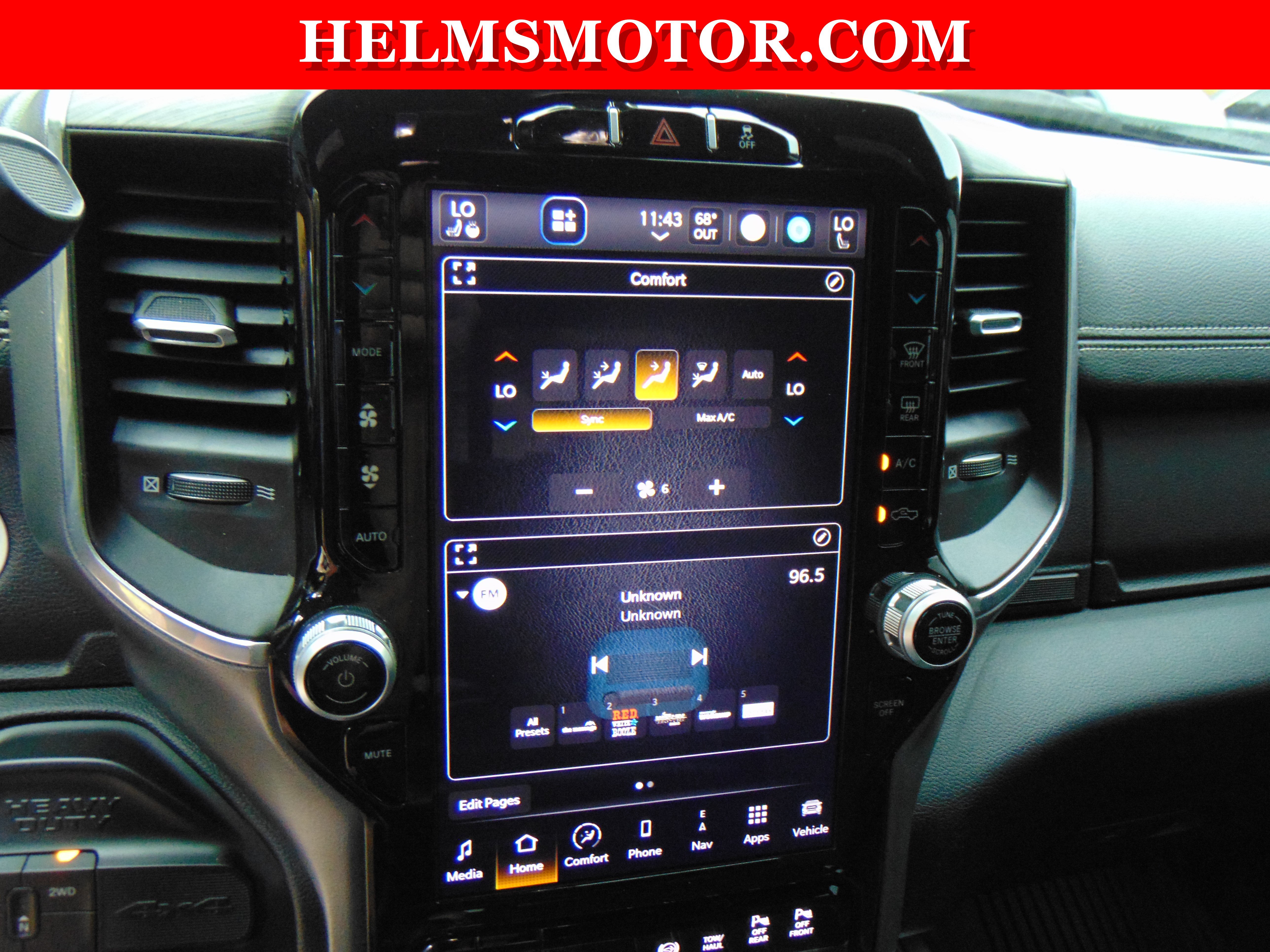 Used 2024 RAM 2500 Laramie w/ Sport Appearance Package AWD/4WD image 29