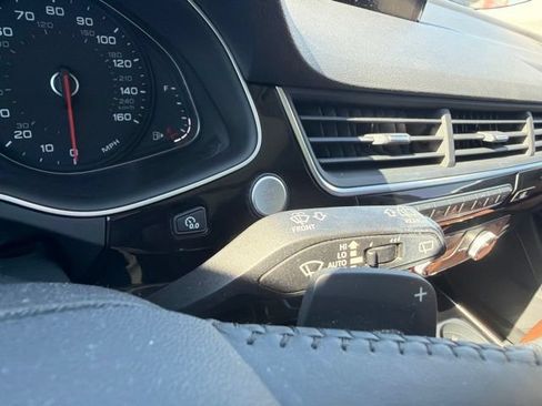 Used 2019 Audi Q7 3.0T Premium w/ Cold Weather Package AWD/4WD image 22