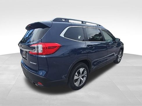 Used 2025 Subaru Ascent Premium AWD/4WD image 5