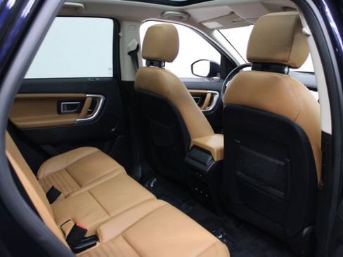 Used 2019 Land Rover Discovery Sport HSE Luxury image 24