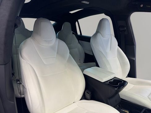 Used 2017 Tesla Model X 75D image 14