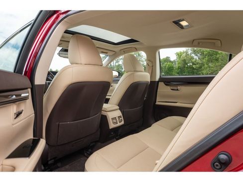 Used 2018 Lexus ES 350 w/ Navigation System Package FWD image 11