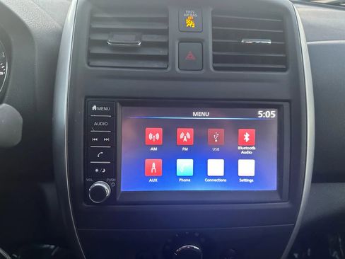 Used 2019 Nissan Versa SV image 32