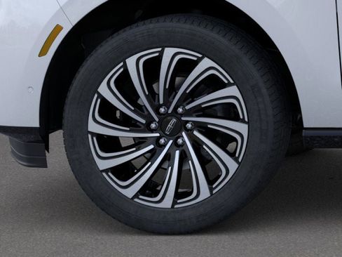 New 2026 Lincoln Navigator Black Label image 19