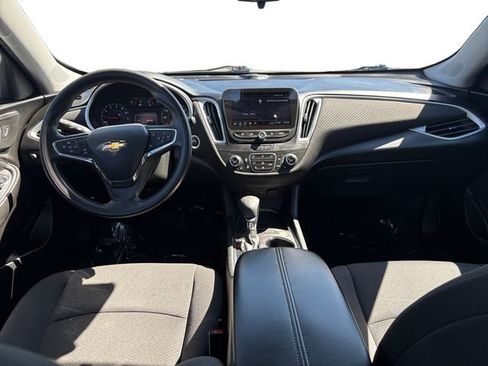 Used 2024 Chevrolet Malibu LT FWD image 14
