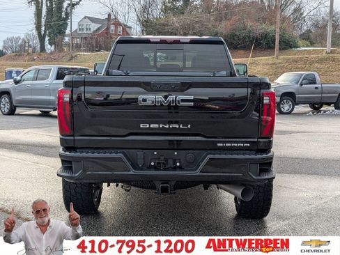 Used 2024 GMC Sierra 3500 Denali Ultimate image 4